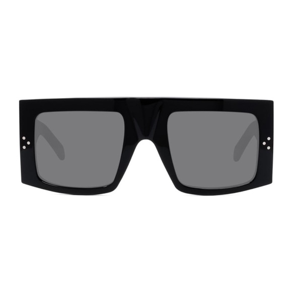 Celine square sunglasses in acetate.Lens/bridge/temple (in mm): 51-22-140.
0325